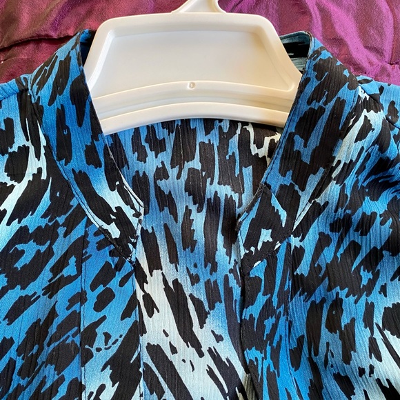 Notations 3-in-1 Layered Blouse - Picture 5 of 10